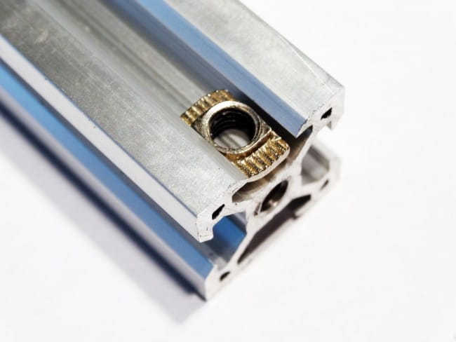 T-Nut wpust rowkowy M5 do profili aluminiowych V-SLOT i C-BEAM rowek 6mm zestaw 25 szt.
