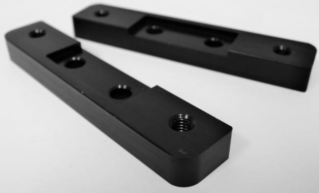 C-Beam Riser Plates (para) — profil aluminiowy — BSV-SLOT V-SLOT akcesoria montażowe