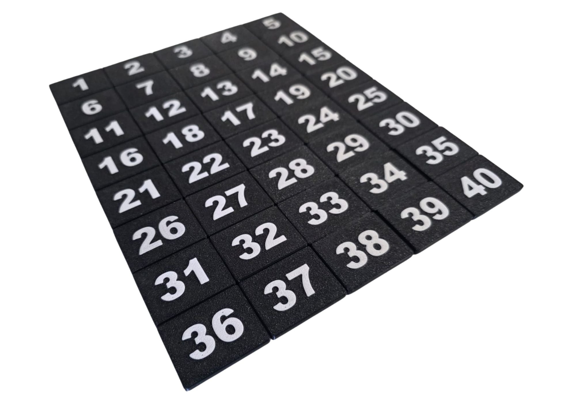 Tabliczki numeryczne na szafki 40x30 mm — numery 31-40, do szatni